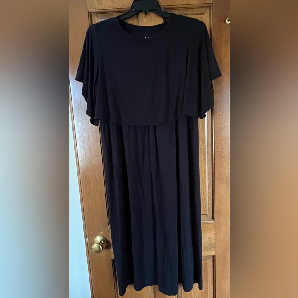 Isabel Maternity by Ingrid & Isabel Maternity & Postpartum Breastfeeding Dress